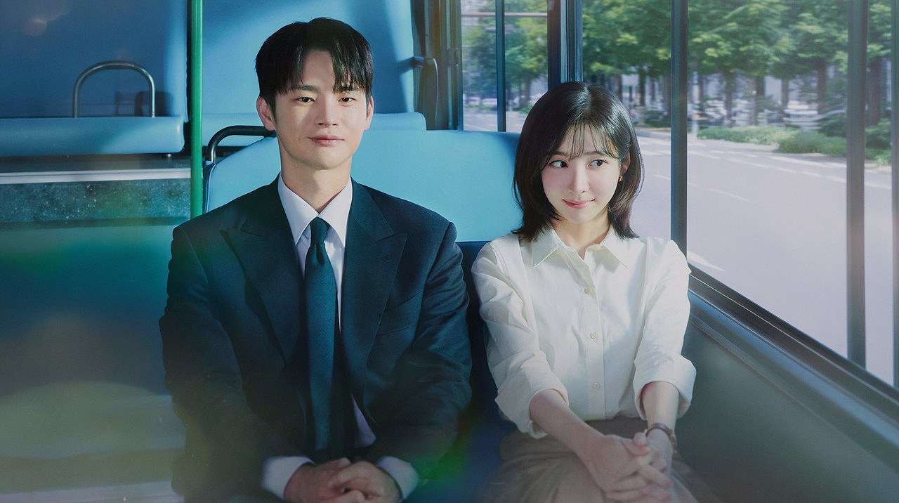 เมื่อพนักงานหมดไฟมาเจอเจ้านายสุดเฮี้ยบ ในซีรีส์ 'เจอกันที่ออฟฟิศพรุ่งนี้นะ!' ที่อบอุ่นหัวใจกว่าเดิม